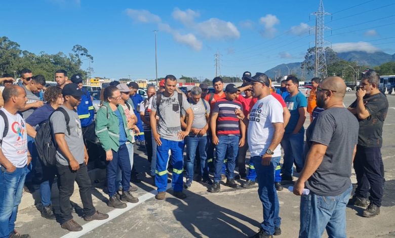 Sindicato dos Metalúrgicos de São Carlos e Ibaté prepara festa do  trabalhador com muita diversão e brinquedos infláveis – Rota das Notícias